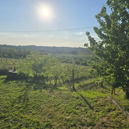 בית נופש Casale Demilca *